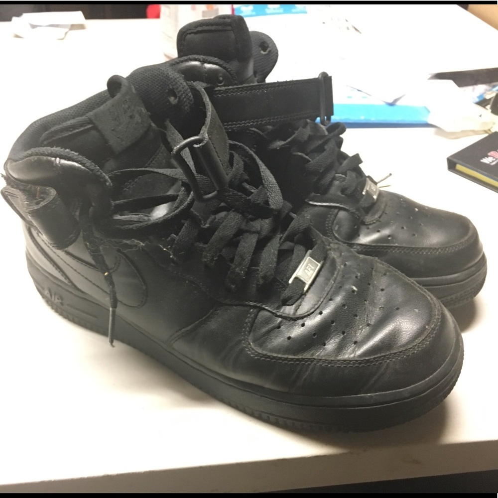 Nike Black Air Force 1s Mids Men’s Size 10